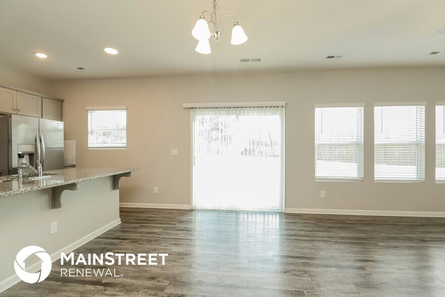 Building Photo - 13019 Joclaire Ct