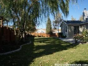 Building Photo - 9044 Granada Hills Dr
