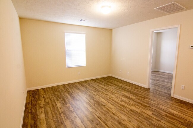 Building Photo - 13006 Bella Vida Ln