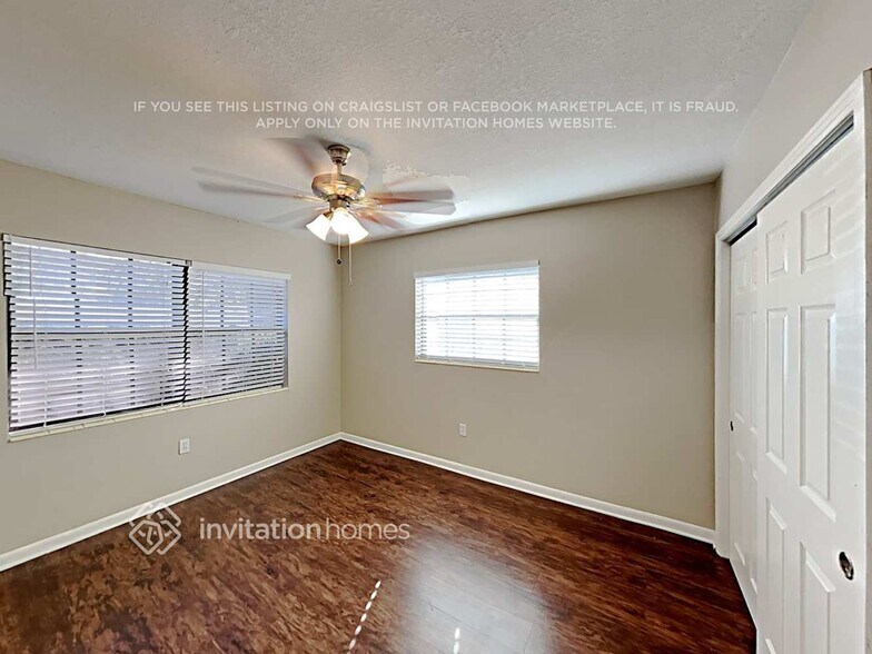 Building Photo - 12404 N Boulevard