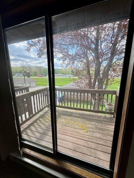 Deck - 505 Kerry Dr
