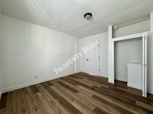Building Photo - 4529 Balcomb St