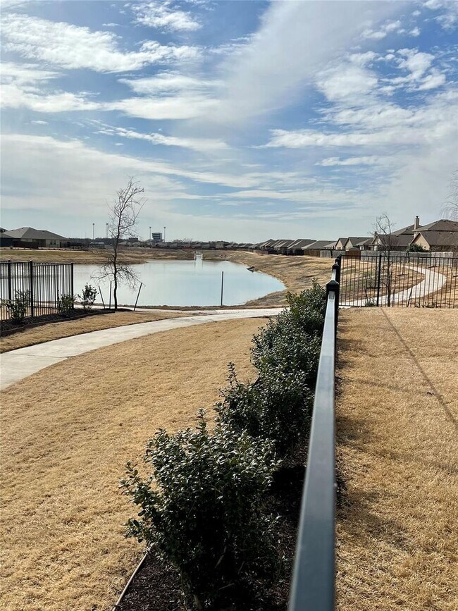 Building Photo - 1125 Silver Maple Ln