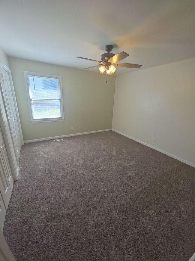 Building Photo - Beautifully Renovated 3-Bedroom Single-Family Home with 2-Car Garage Near HWY 111