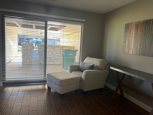 Building Photo - 1406 Broken Hills Dr