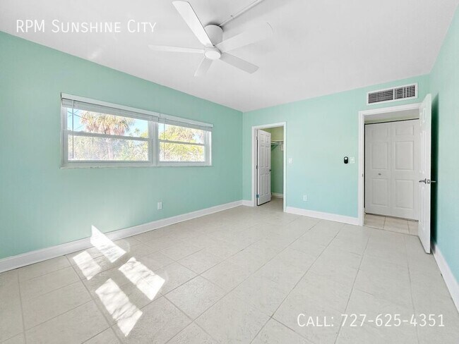 Building Photo - 1106 Pass a Grille Way