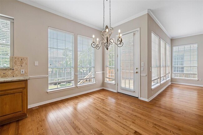 Building Photo - 10425 Canyon Vista Way