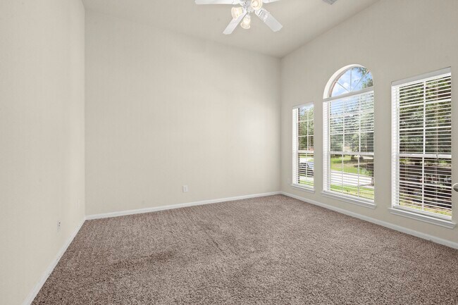 Building Photo - 6 Bushell Mill Pl