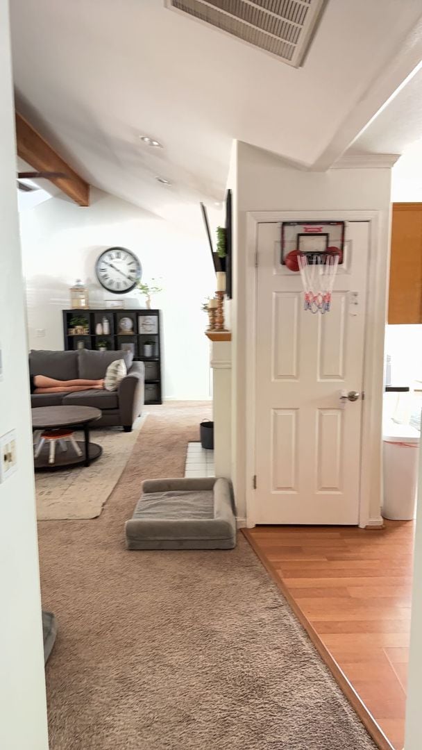 Building Photo - Beautiful Orangevale Home