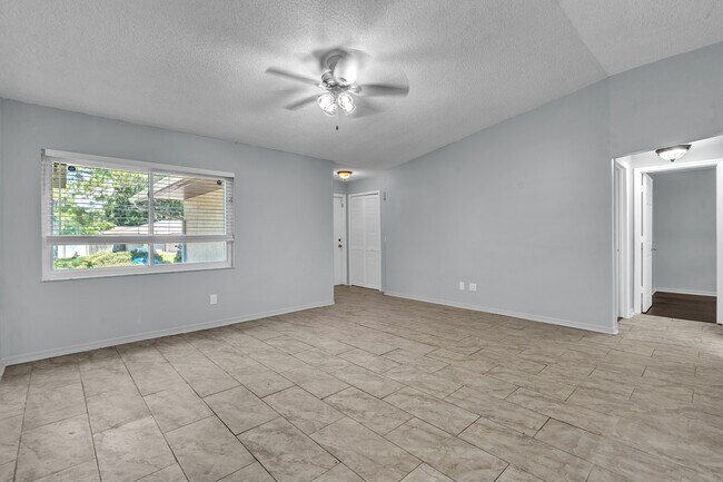 Building Photo - 3004 Sugar Bear Trail