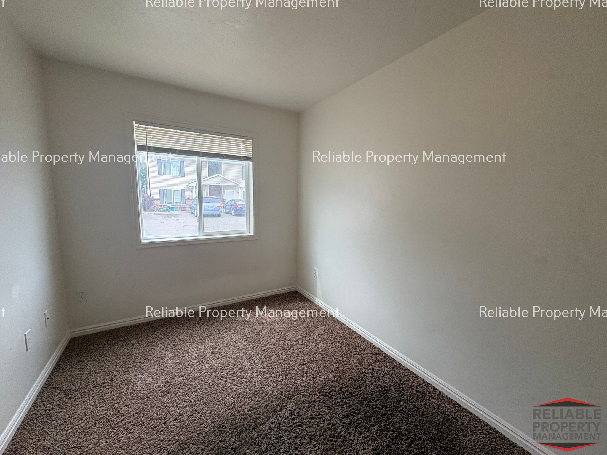 Building Photo - 3124 E Chasewood Dr