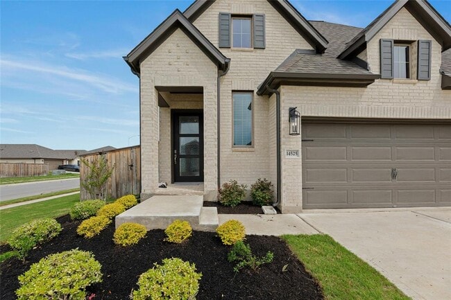 Building Photo - 14525 Kira Ln