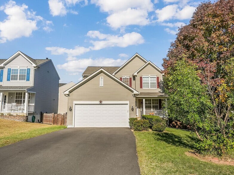 Building Photo - 15575 Catamaran Ct