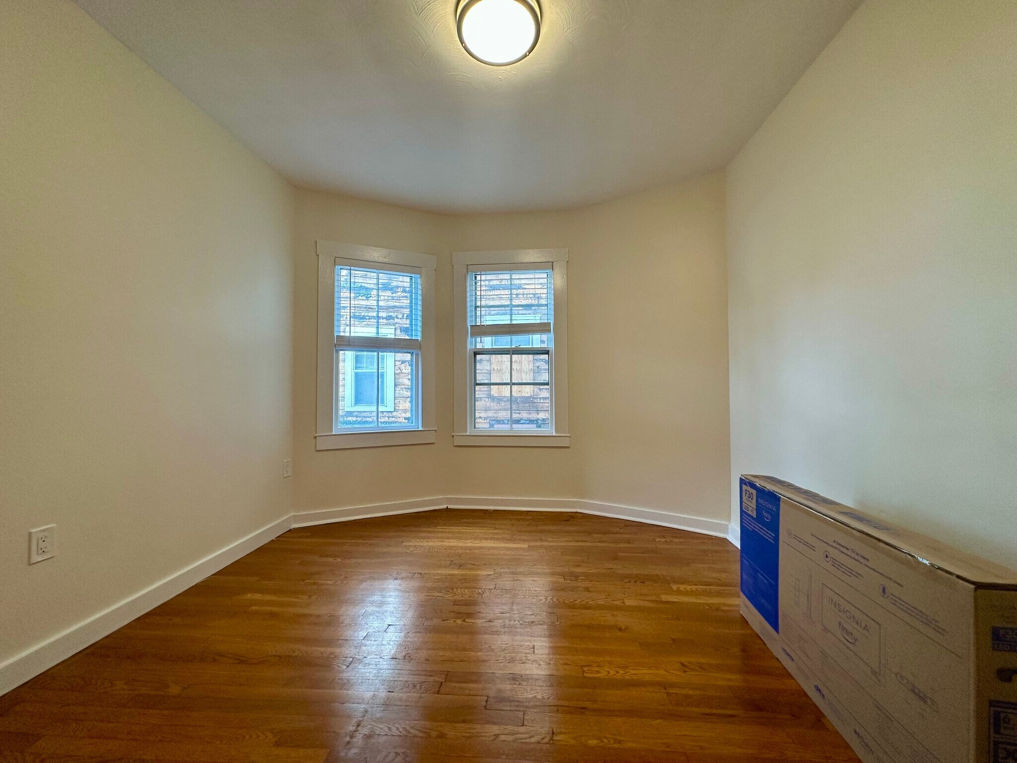 Building Photo - 18 Sawyer Ter