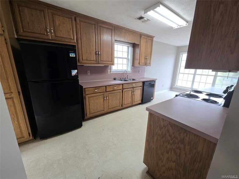 Building Photo - 1413 Co Rd 43