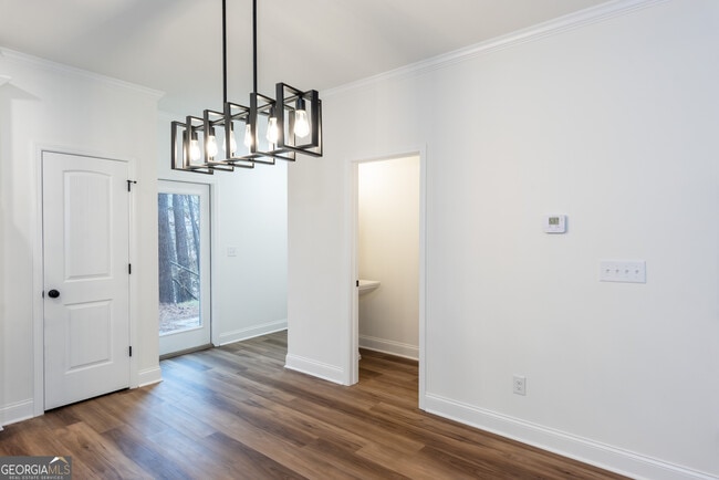 Building Photo - 3342 Landings S Dr SW