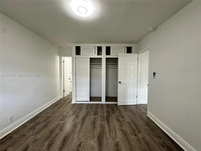 Building Photo - 2221 Monroe St