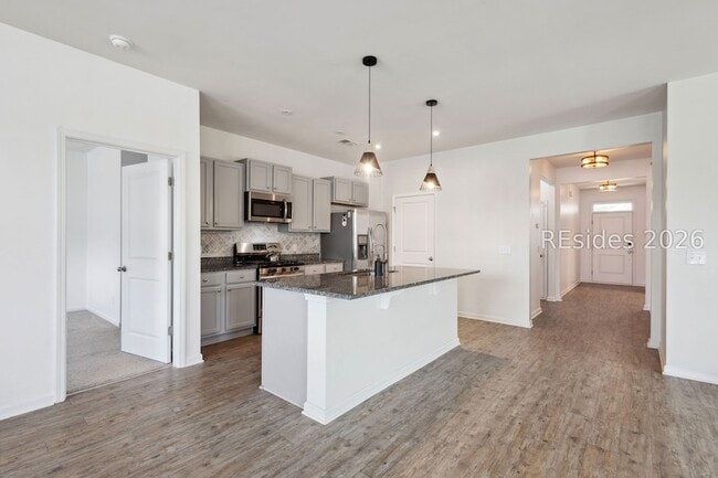 Building Photo - 208 Horizon Trl