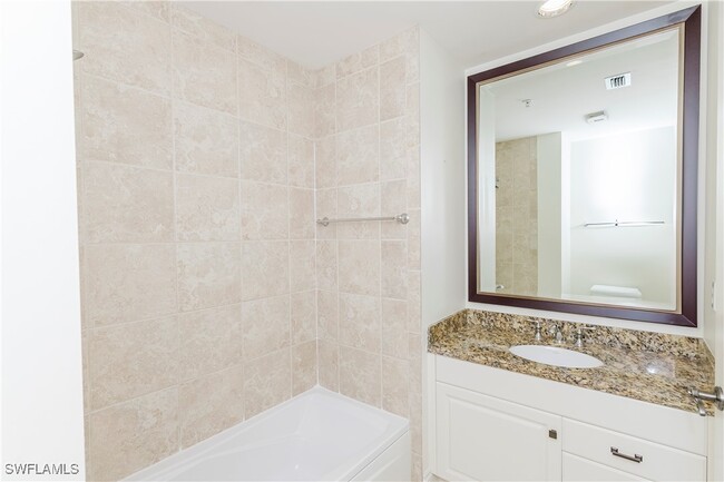 Building Photo - 5068 Annunciation Cir