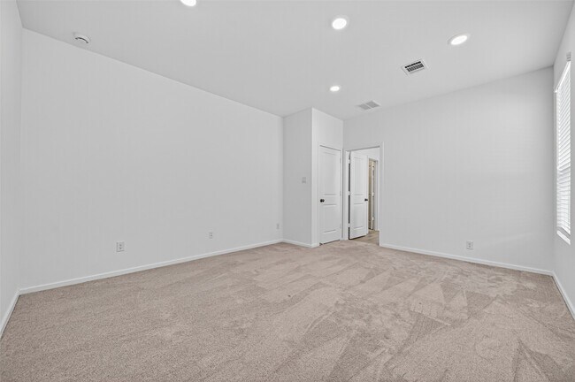 Building Photo - 6411 Laguna Terra Dr