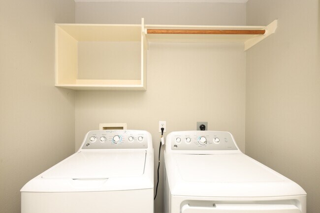 Building Photo - 5313 Caprock Dr