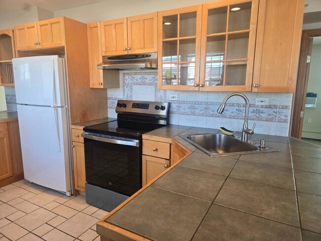 Building Photo - 94 Swan Ln