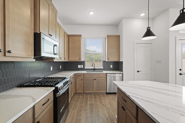 Building Photo - 9450 Autumn Vale Dr
