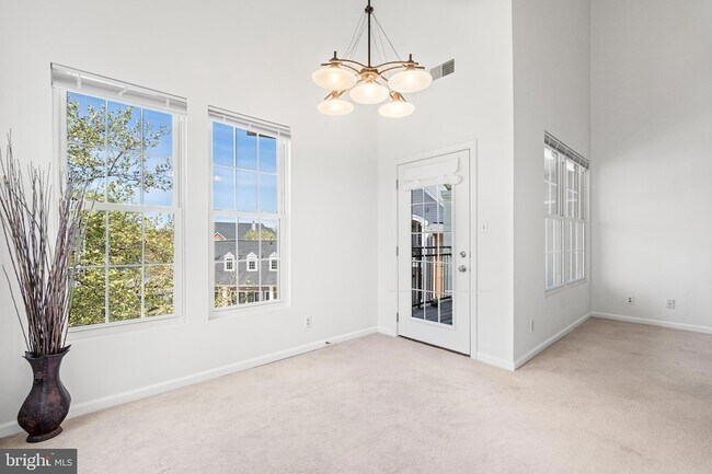 Building Photo - 46628 Drysdale Terrace