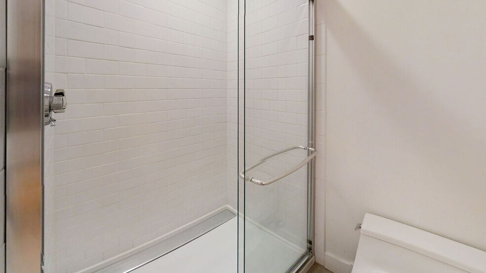 Building Photo - 1105 Boylston St