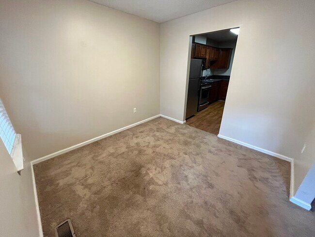 Building Photo - 205 Westover Ave