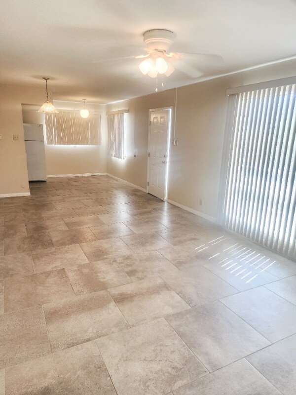 Building Photo - 4175 Krupp Dr