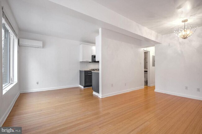 Building Photo - 2639 15th St NW