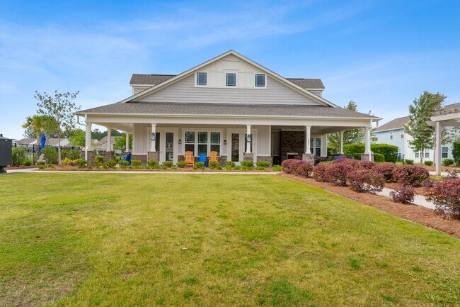 Building Photo - Easy Living in North Creek Village!