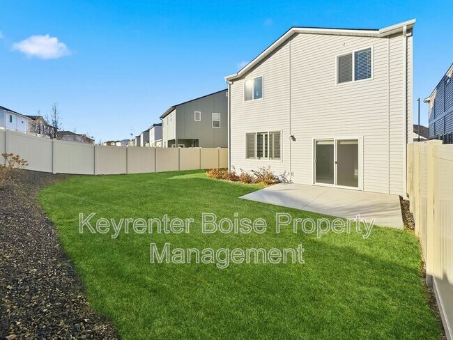 Building Photo - 2337 E Danzee Dr