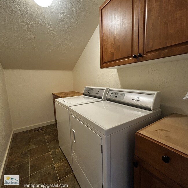 Building Photo - 1919 N 31st St