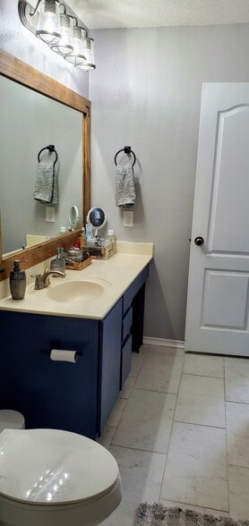 Primary Bathroom - 7331 Cortland Crk