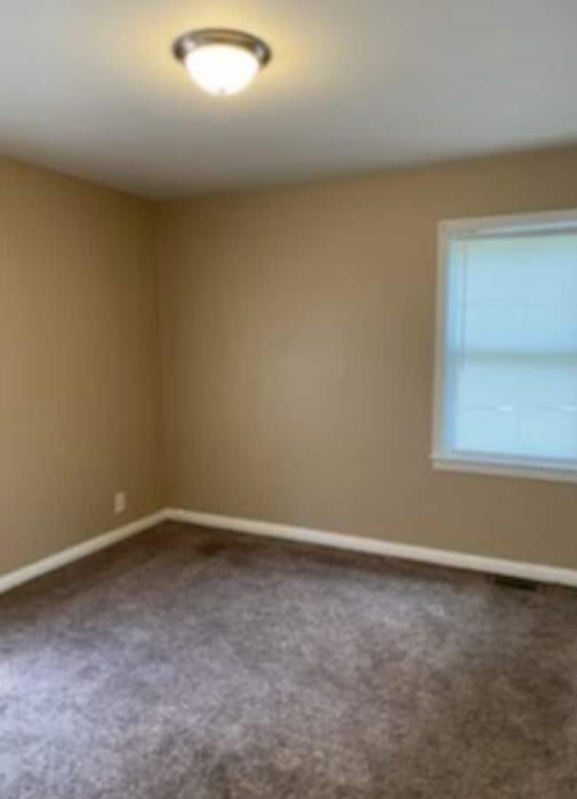 Building Photo - 436 Gary Hills Dr