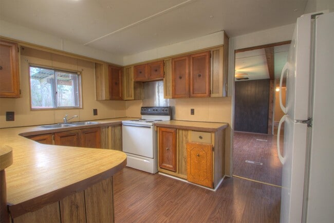 Building Photo - 30 PR 1186 Lot 8