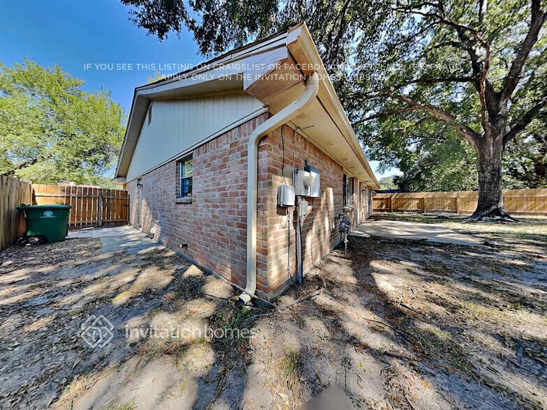 Building Photo - 3519 Sardis Ln