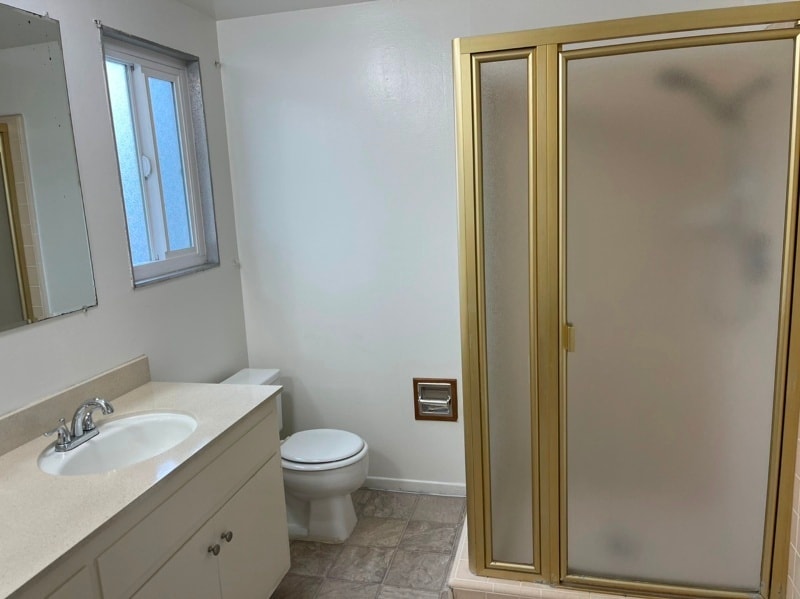 Building Photo - 22913 Juniper Ave