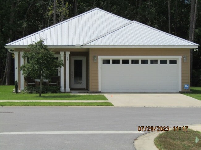 Primary Photo - Brand New Custom 3 bedroom 2 bath Craftsman