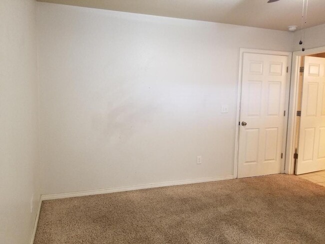 Building Photo - 2803 Conner Dr