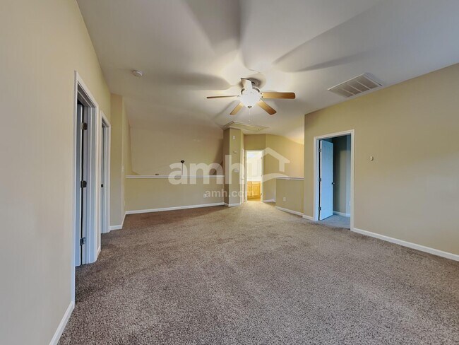 Building Photo - 1606 Hayesville Dr