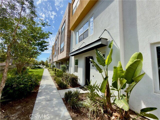 Building Photo - 977 E Mason Ln