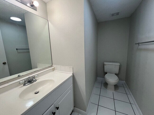 Building Photo - 3846 NW 115th Ave