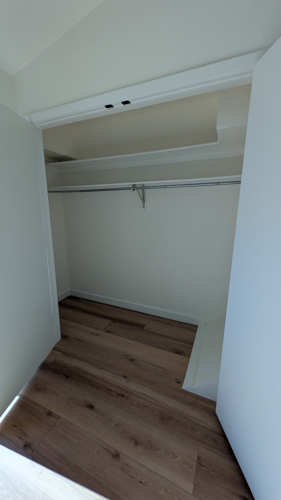 Building Photo - 3944 Buena Vista St