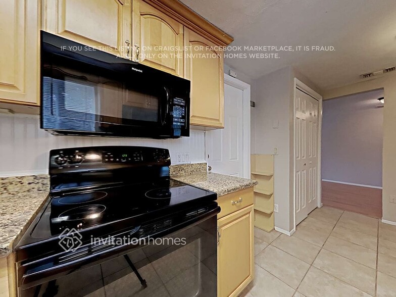 Building Photo - 3205 Matchlock Dr