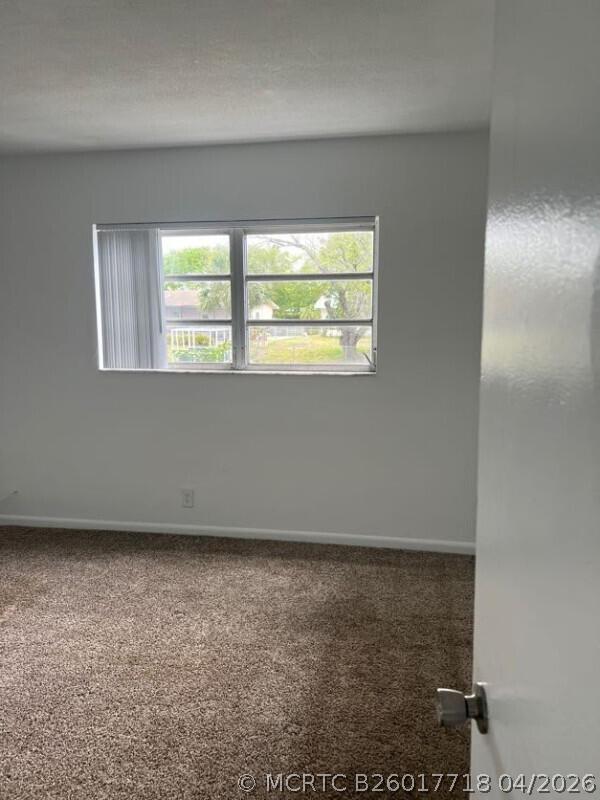 Building Photo - 371 Sunshine Dr