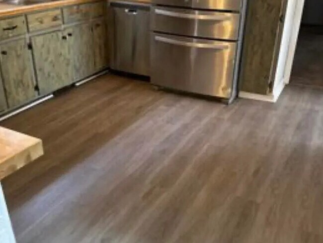 Building Photo - Earn Wealth While Leasing - Like a Homeowner - Lease to Own