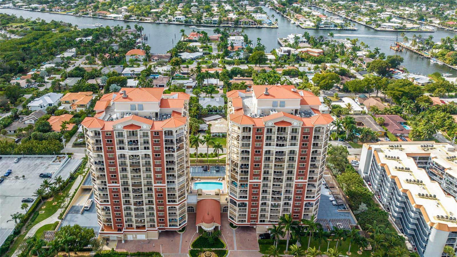 Building Photo - 2011 N Ocean Blvd
